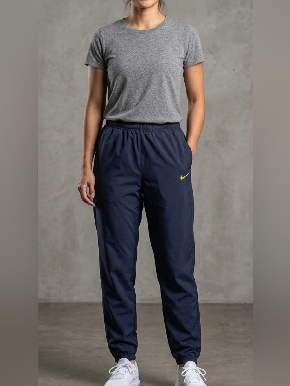 Nike Navy Blue Windbreaker Track Pants Nylon Joggers Size M Medium 8-10 Jogging